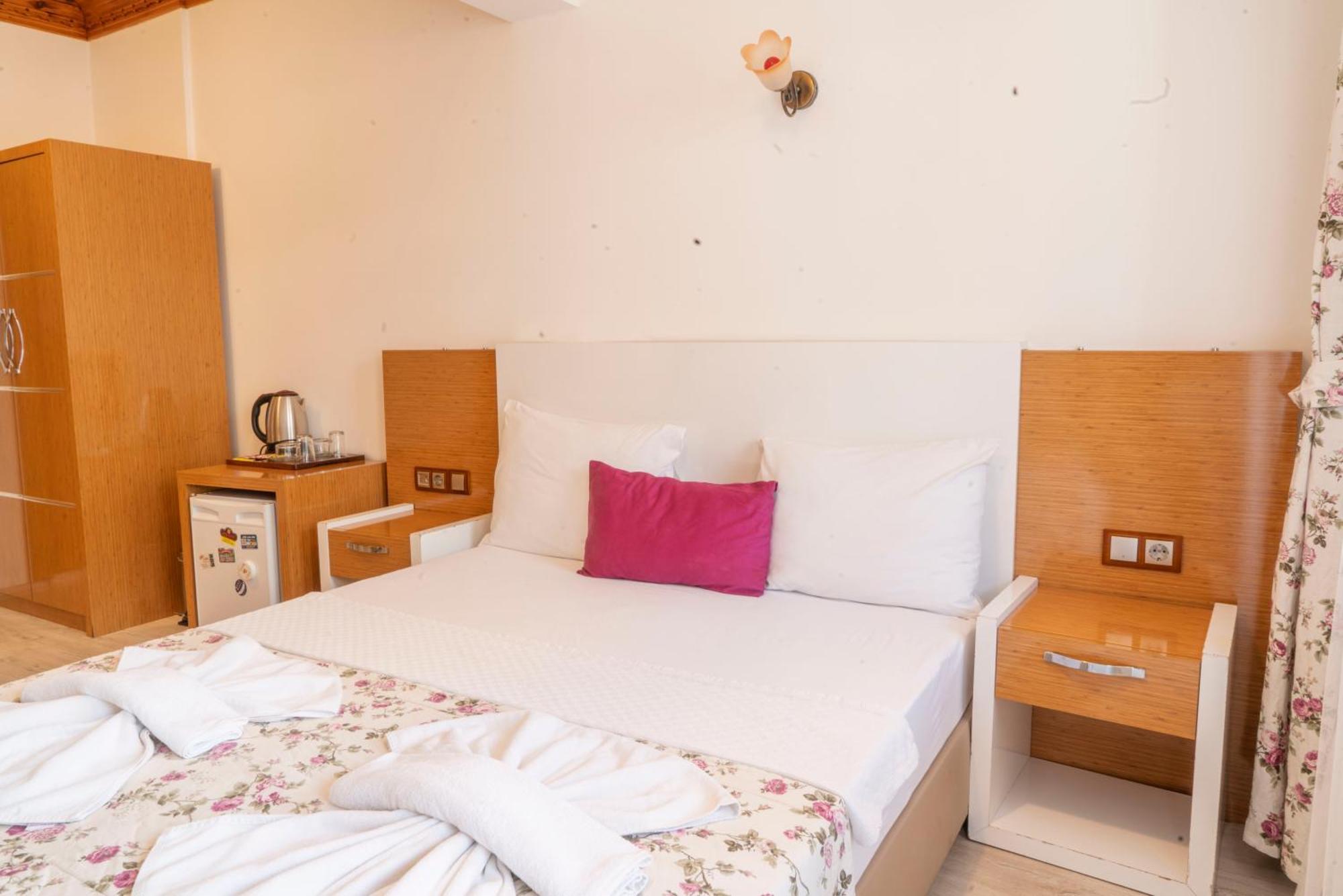 Mandalin Akyaka Hotel Akyaka  Bagian luar foto